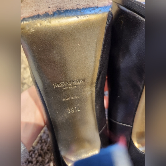 Yves Saint Laurent black leather pumps 38.5 - Picture 10 of 11